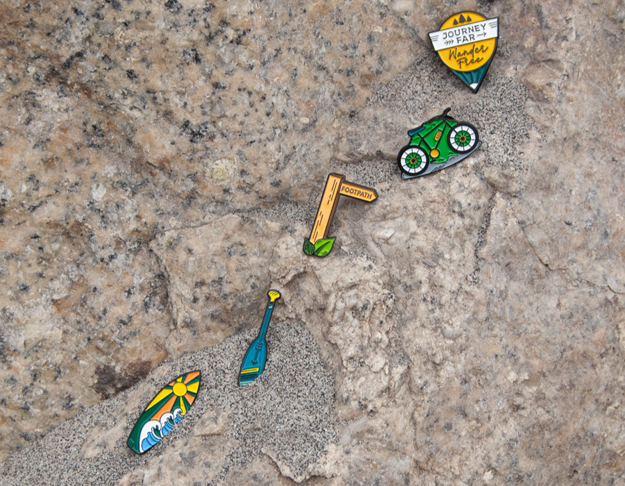 Surfboard Enamel pin - WanderbugUK