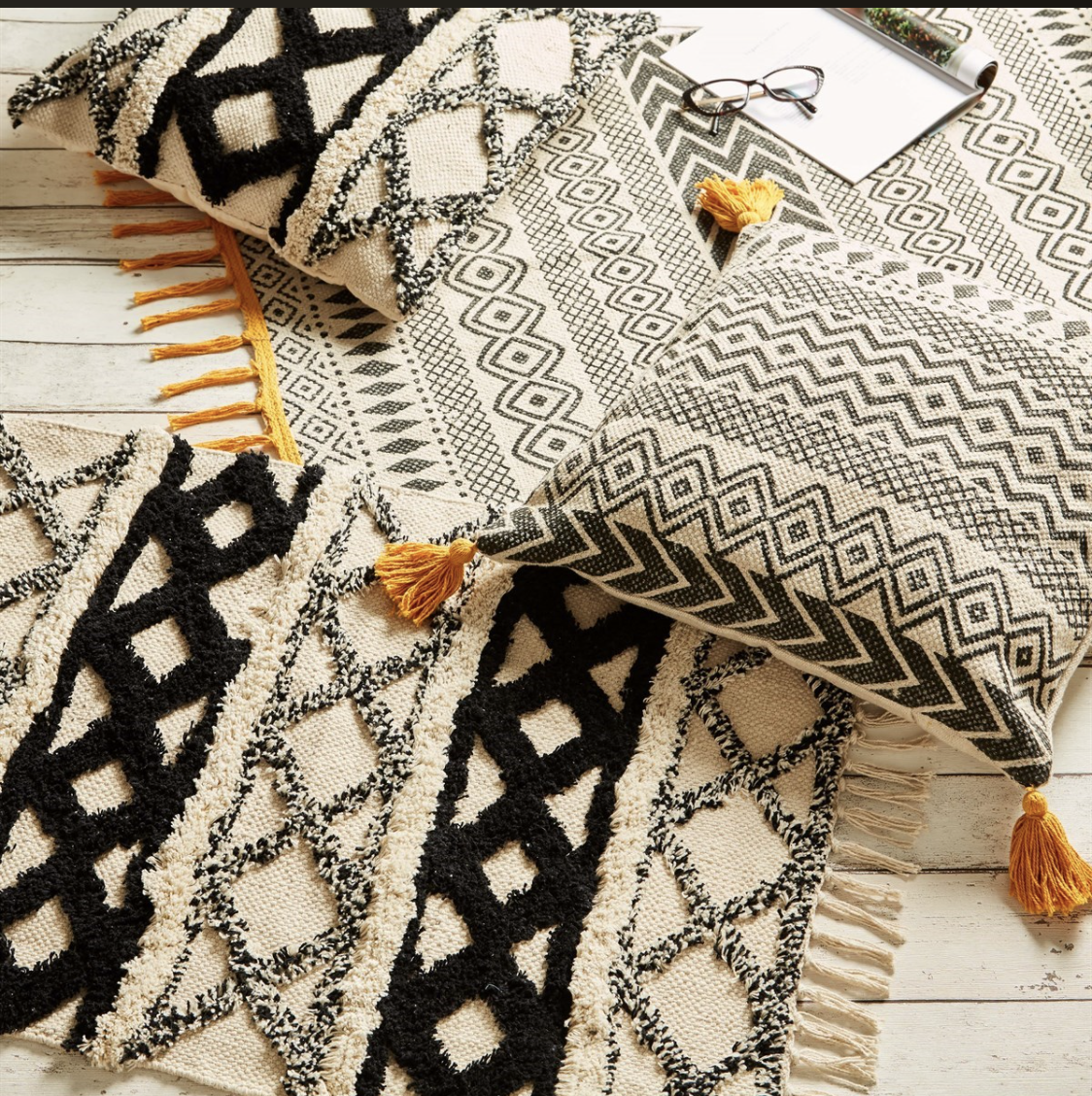 Sass & Belle Scandi Boho Tufted Campervan Rug - Black/White/Ivory - WanderbugUK